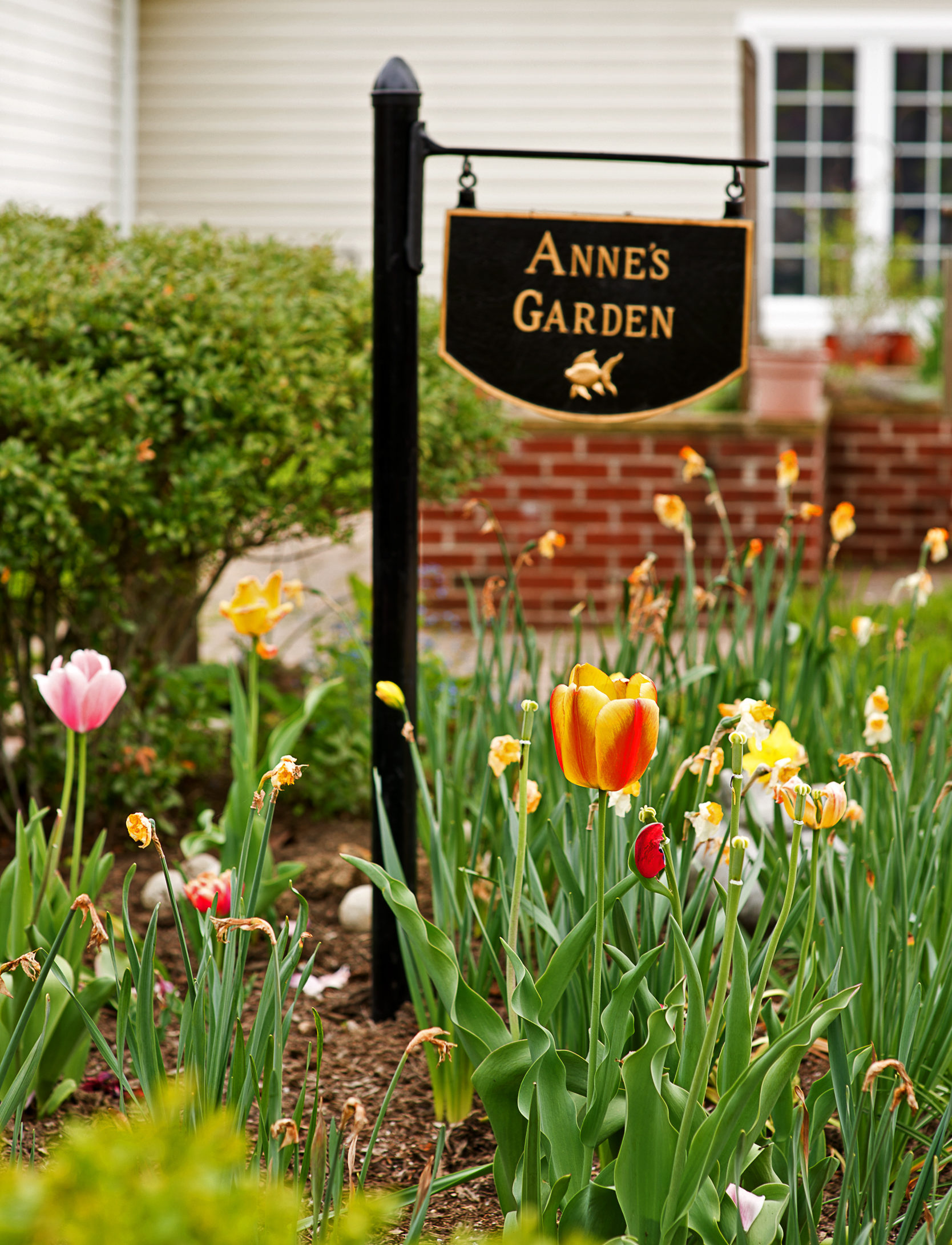 anne's garden sign